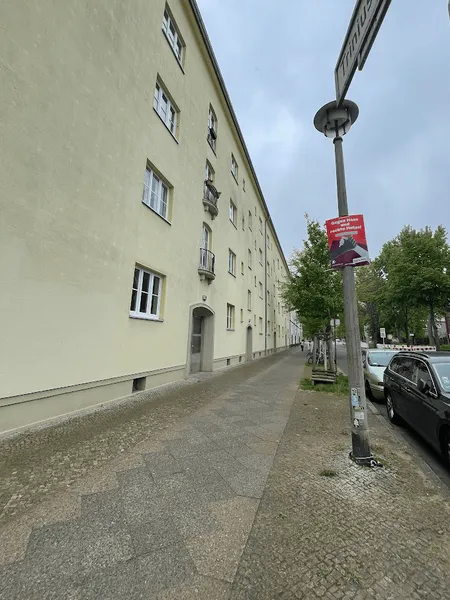 Geräumige Zwei-Zimmer-Wohnung in Berlin-Köpenick — photo 1